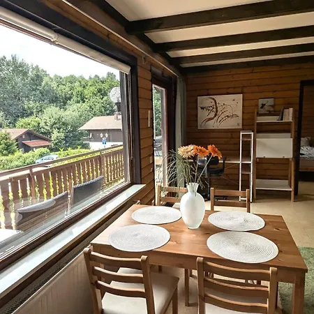 Arbeiterwohnung Schoenblick * אראך